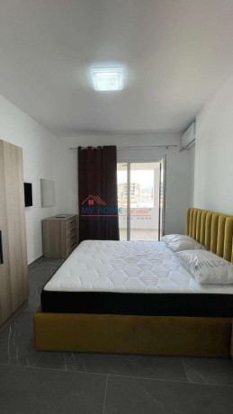 apartament-11-me-qera-tek-rruga-e-dibres-ne-tirane-big-3