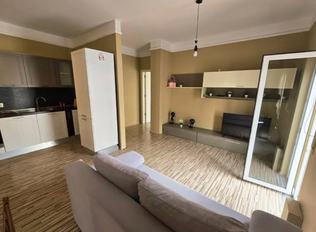 jepet-me-qera-super-apartament-21-midis-rruges-se-kavajes-mshyrit-prane-shkolles-faik-konica-big-2