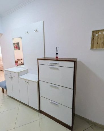 jepet-me-qira-apartament-rruga-kavajes-perballe-square-21-big-3