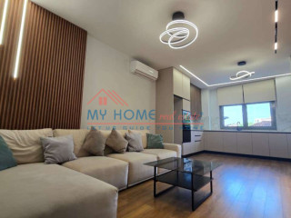 Apartament 2+1+2 Poste pakimi ne shitje tek Tower Bridge ne Tirane