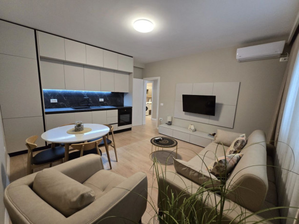 jepet-me-qera-apartament-21-tek-rruga-e-kavajes-prane-kishes-ortodokse-big-4