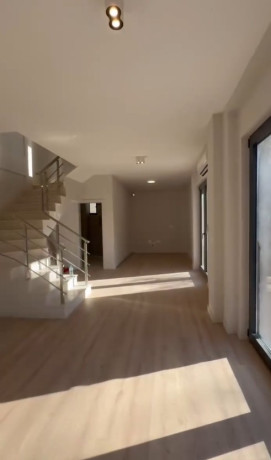 shitet-super-vile-2-kate-tarrace-golem-rruga-viena-vetem-100-m-nga-deti-big-1