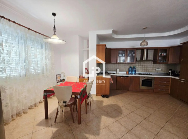 shitet-apartament-2-1-zona-liqenit-prane-rez-lake-view-big-3