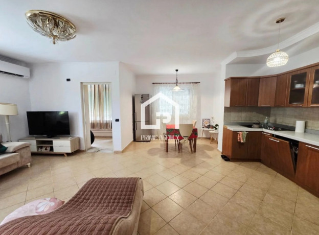 shitet-apartament-2-1-zona-liqenit-prane-rez-lake-view-big-1