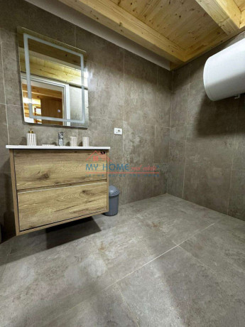 dyqan-me-qera-tek-rruga-e-durresit-tirane-big-3