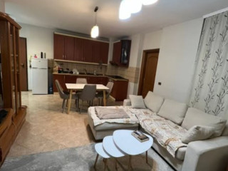 SHITET: APARTAMENT 2+1 Pranë market JOENA_ 21 DHJETORI