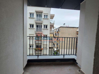 Zyre me qera 21 Dhjetori Tirane