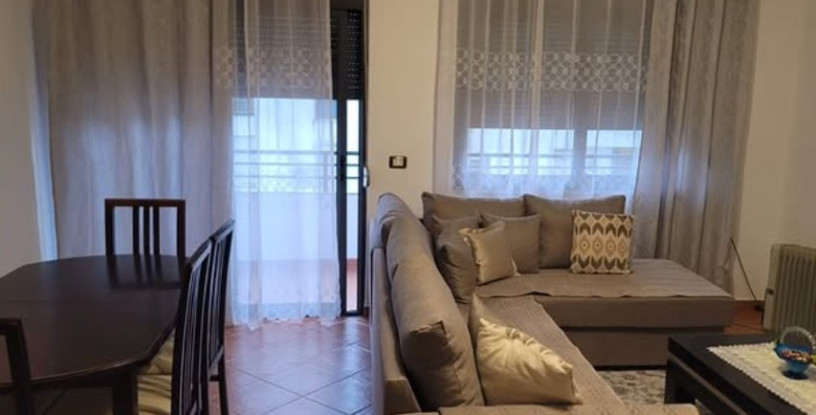 jepet-me-qera-apartament-21-yzberisht-tek-nela-6-big-0