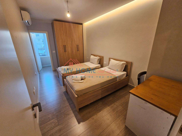 apartament-me-qera-tek-zogu-i-zi-tirane-big-1