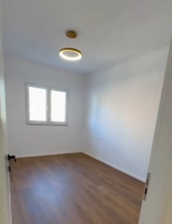 shitet-apartament-21-zona-brrakes-mbrapa-fakultetit-te-shkencave-big-2