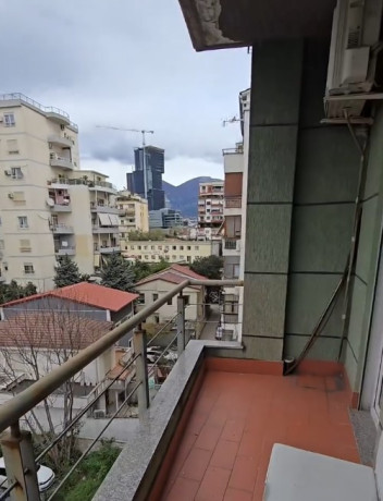 jepet-me-qera-super-apartament-21-midis-rruges-se-kavajes-mshyrit-prane-shkolles-faik-konica-big-1