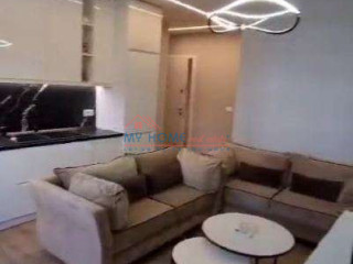 Apartament 1+1 ne shitje Komuna e Parisit ne Tirane