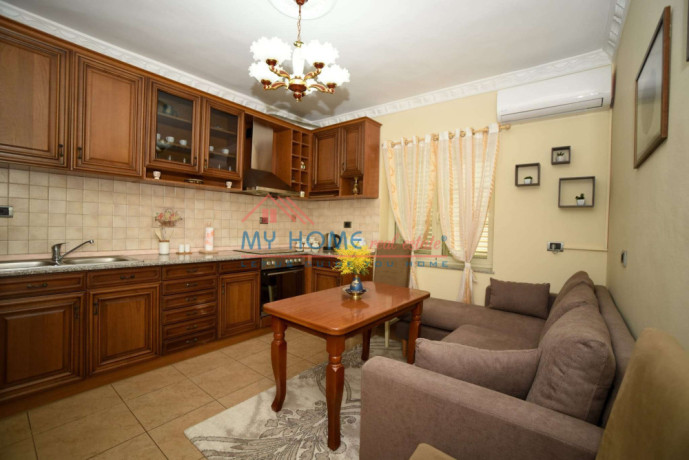 apartament-21post-parkimi-me-qera-rruga-fortuzi-ne-tirane-big-0