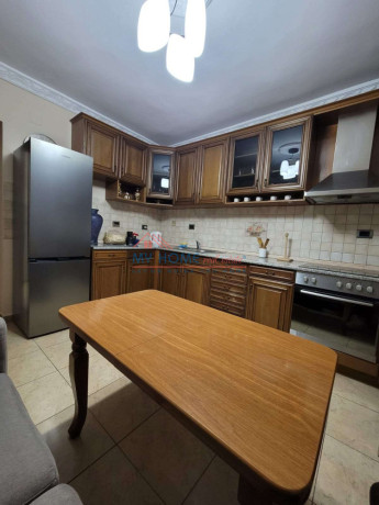 apartament-21post-parkimi-me-qera-rruga-fortuzi-ne-tirane-big-4