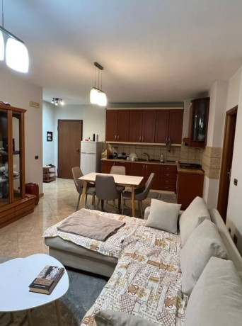 shitet-apartament-21-prane-market-joena-21-dhjetori-big-2