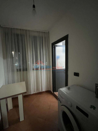 apartament-11-me-qera-tek-stacioni-i-trenit-big-0