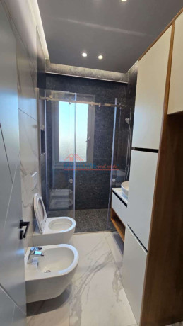 apartament-212-poste-parkimi-ne-shitje-tek-tower-bridge-ne-tirane-big-2