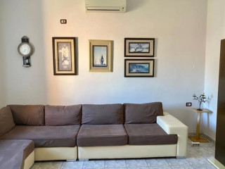 JEPET ME QERA _ APARTAMENT 1+1 Mozaiku i Tiranës, pranë 21 Dhjetorit