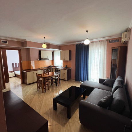 apartament-me-qera-rruga-e-dibres-big-0