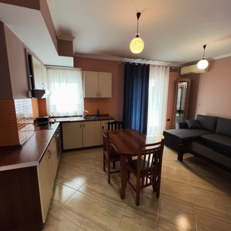 apartament-me-qera-rruga-e-dibres-big-2