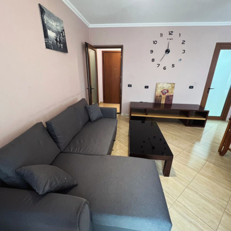apartament-me-qera-rruga-e-dibres-big-3
