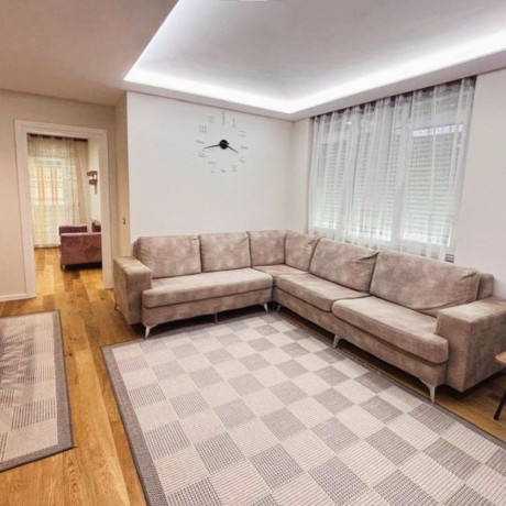 jepet-me-qera-apartament-31-prane-qendres-rr-dervish-hekali-big-0