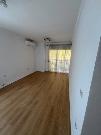 shtepi-per-shitje-pallat-i-ri-21-fresku-linze-dajt-big-0
