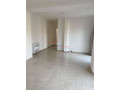 zyre-me-qera-tek-pazari-i-ri-tirane-small-1