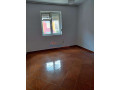zyre-me-qera-tek-bulevardi-bajram-curri-tirane-small-2