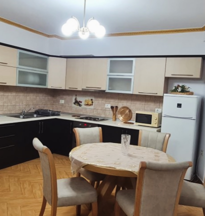 jepet-me-qera-apartament-21-ne-don-bosko-prane-delux-bar-big-3