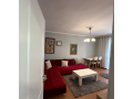 rr-ferit-xhajko-buze-unazes-se-vogel-prane-ish-restorant-durresit-jepet-me-qera-21-small-0