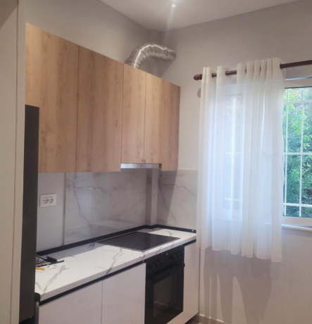 jepet-me-qera-apartament-21-ne-fresk-big-4