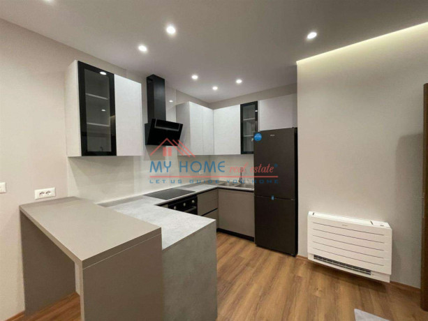 apartament-21-me-qera-tek-farmacia-10-big-4