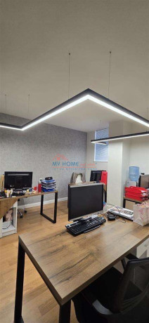 zyre-me-qera-rruga-e-elbasanit-ne-tirane-big-1