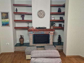 Apartamenti 2+1 me qera Rruga BarrikadaveTirane