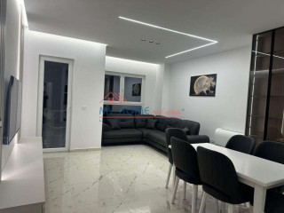 Apartament 2+1 me qera tek Kompleksi Aura ne Tirane