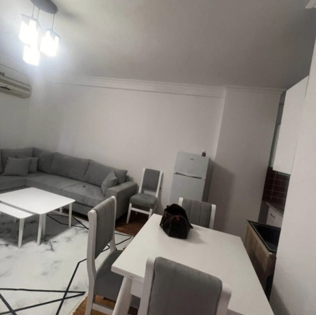 jepet-me-qera-apartament-21-don-bosko-big-1