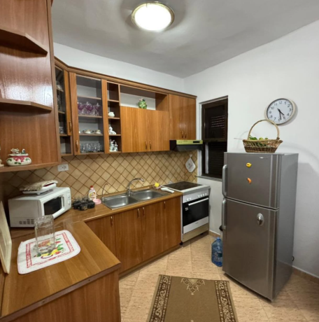 jepet-me-qera-apartament-21-laprake-big-0