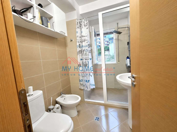apartament-21post-parkimi-me-qera-tek-kopshti-botanik-ne-tirane-big-1