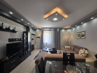 SHITET: SUPER APARTAMENT 2+1+2_ POGRADEC