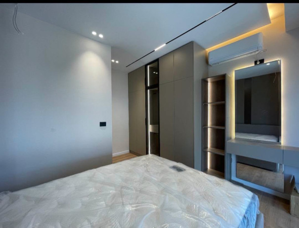 shitet-super-apartament-21-rezidenca-aura-laprake-big-1