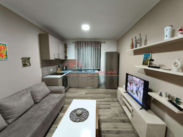 apartament-11-me-qira-te-rruga-e-durresit-ne-tirane-big-3