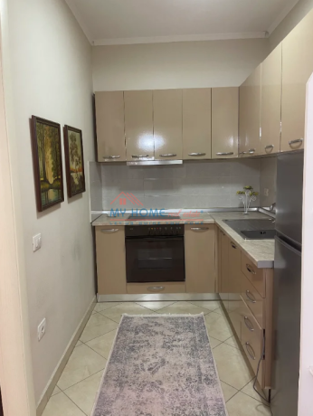 apartament-11-me-qera-tek-stacioni-i-trenit-tirane-big-2