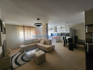 Apartament 2+1 me qera Komuna e Parisit Tirane