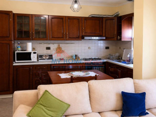 Apartament 1+1 me qera tek Toptani ne Tirane