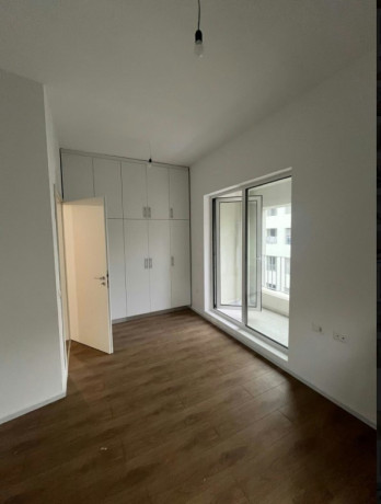 jepet-me-qera-apartament-21-zona-ali-demi-tregu-elektrik-big-4