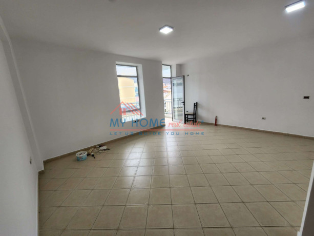 apartament-21-ne-shitje-komuna-e-parisit-big-3