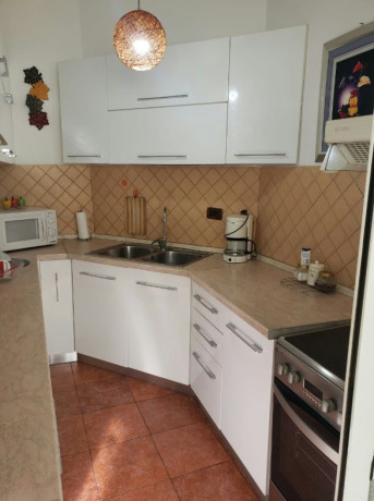 jepet-me-qera-ap-21-tek-komuna-e-parisit-kristal-center-big-3