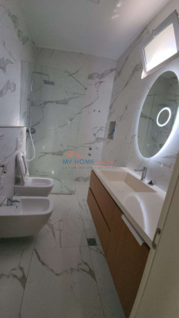 vile-me-qera-pazari-i-ri-ne-tirane-big-3