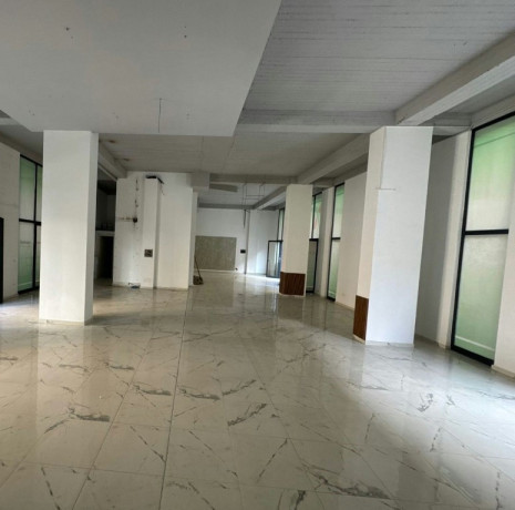 jepet-me-qera-ambjent-komercial-ne-zonen-pallati-me-shigjeta-delijorgji-big-1